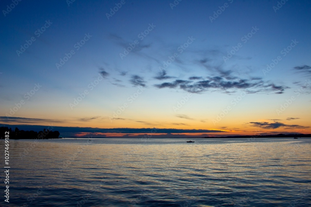 Fototapeta premium sunset over the sea