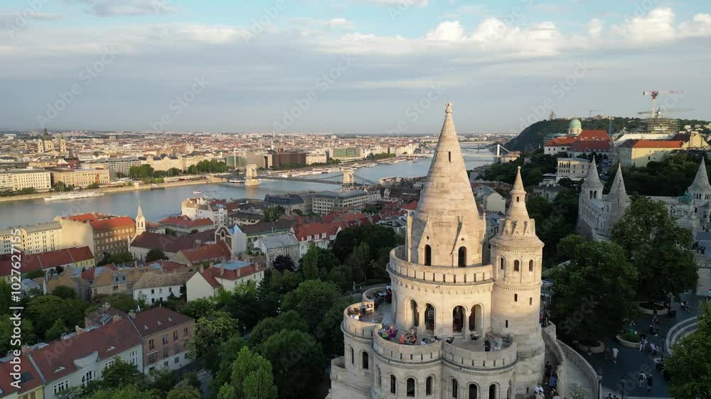 Vue aérienne panoramique de la ville capitale Budapest avec église Our Lady of Buda Castle, Fisherman's Bastion, Hongrie, Europe
Vue aérienne panoramique de la ville capitale Budapest avec église Our Lady of Buda Castle, Fisherman's Bastion, Hongrie, Europe