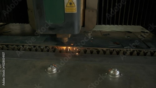 Laser cutting of metal 