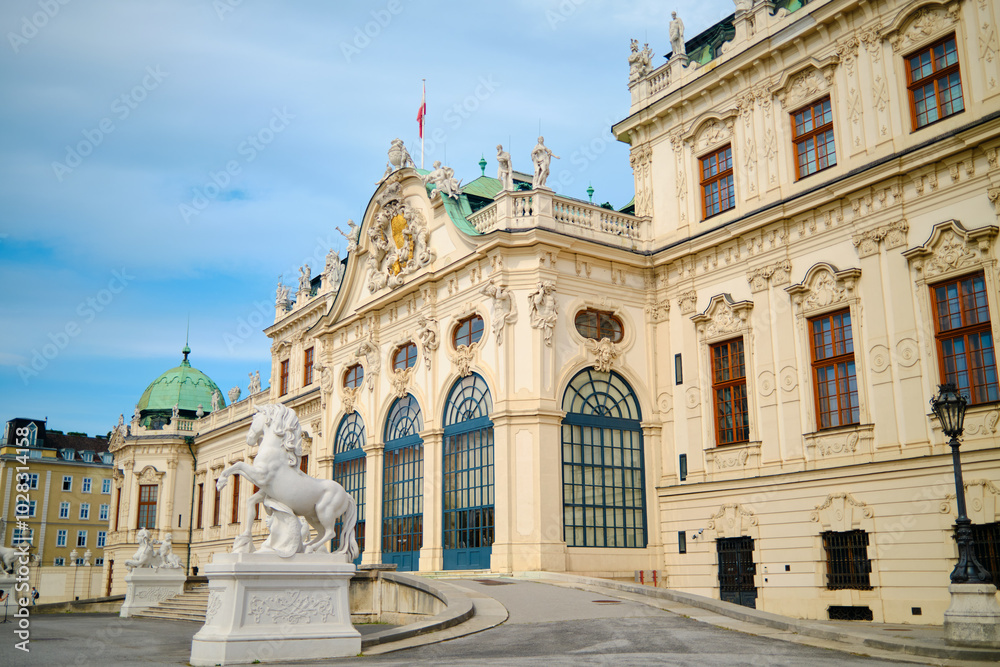 Fototapeta premium The Belvedere palace in Vienna, Austria
