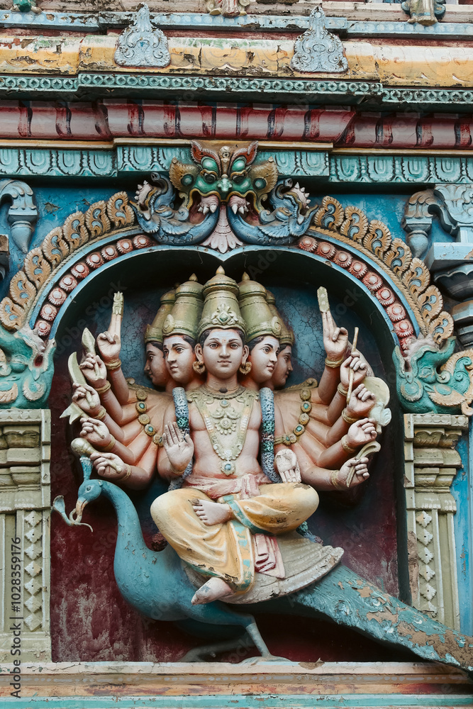 Fototapeta premium Meenakshi temple or Minakshi Sundareshwara Temple Madurai Tamil nadu India