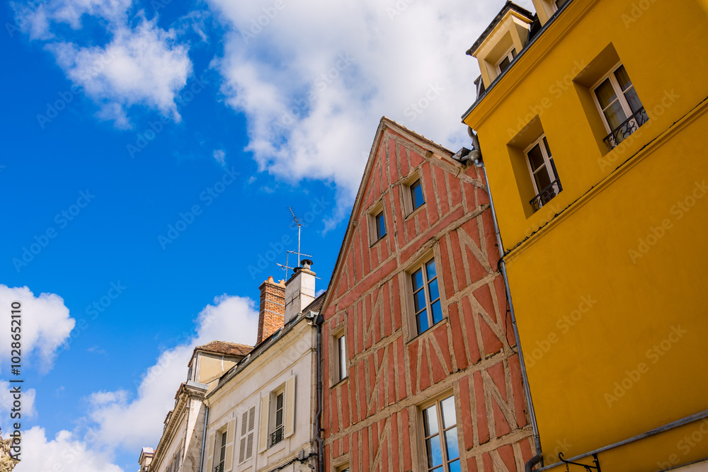 Fototapeta premium Maisons à colombages dans les rues d'Auxerre