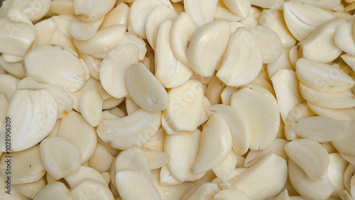 Sliced garlic for cooking ingredients