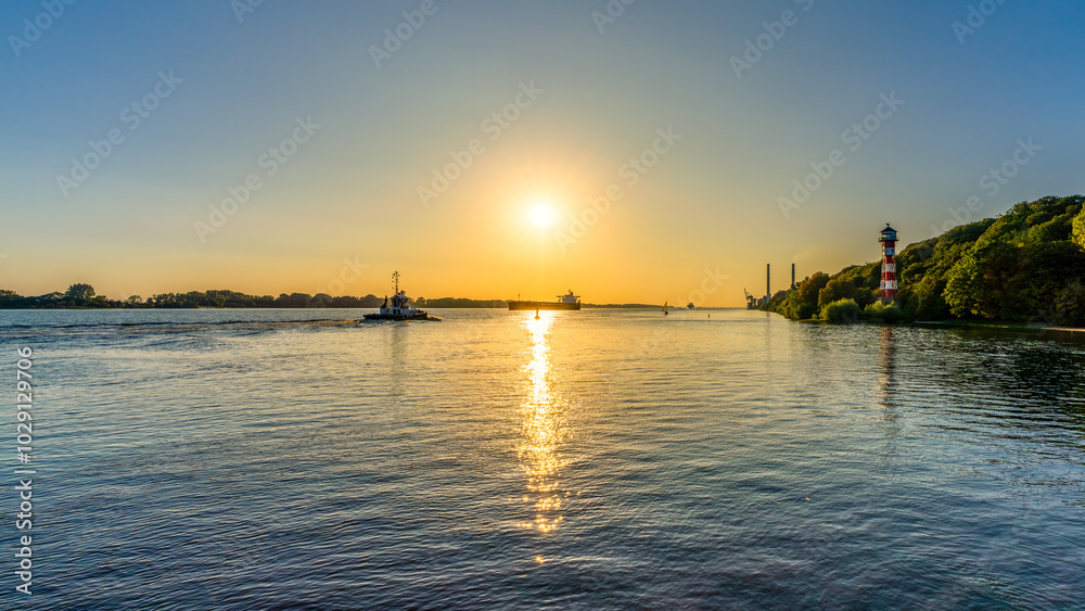Naklejka premium Hamburg, Germany. The river Elbe at sundown.