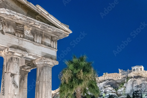 Fototapeta Naklejka Na Ścianę i Meble -  greece capital athens streets ancient artifacts tourist points of interest day and night