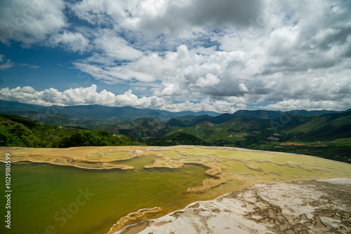 HIerve el Agua, formation géologique particulière située dans l'État de Oaxaca au Mexique photo