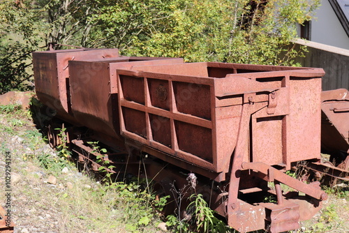 Alte Erzabbauwaggons.