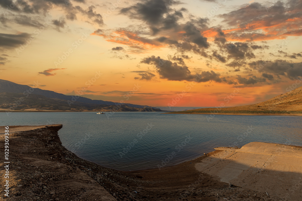 Ilısu Dam built on the Botan stream, a tributary of the Tigris River.