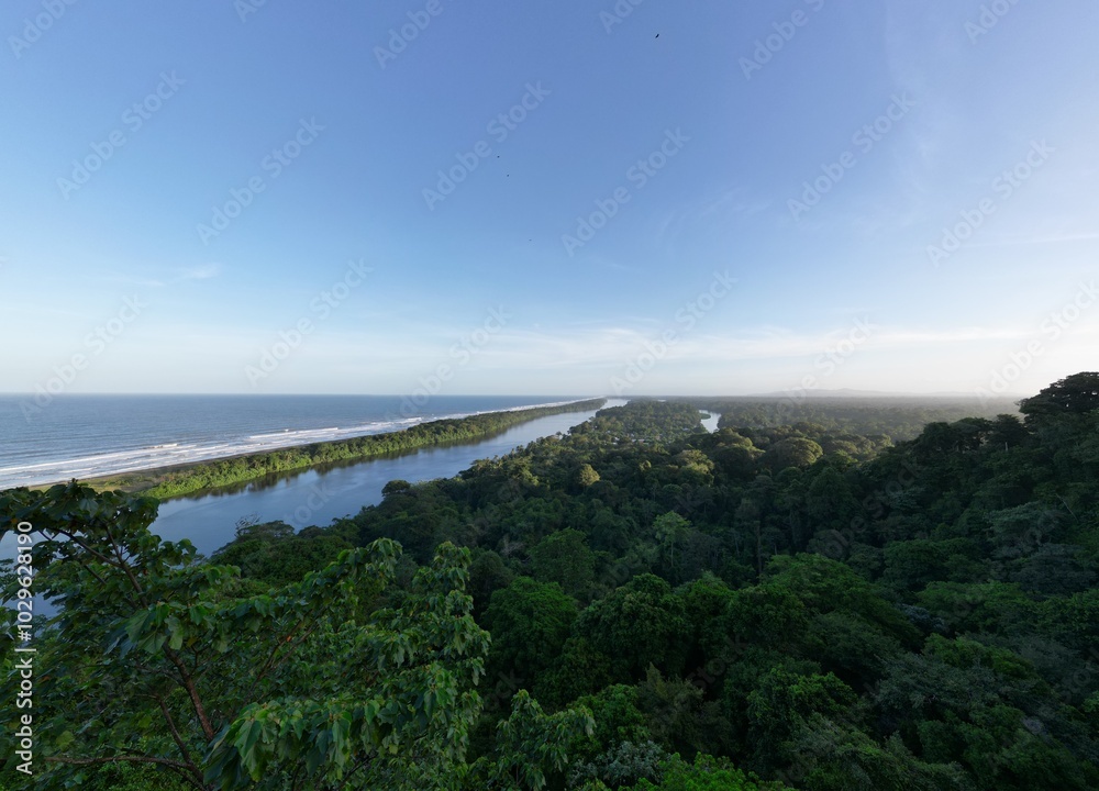 Costa Caribeña de Costa Rica, Isla Uvita en Limón. Costa Caribeña de Costa Rica, Isla Uvita en Limón.