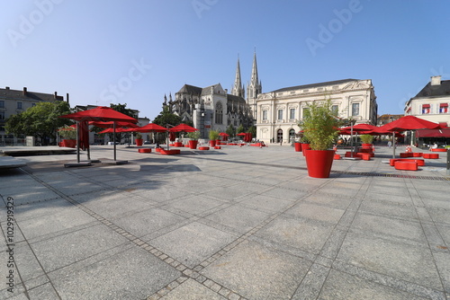 La place Travot, ville de Cholet, département du Maine et Loire, France