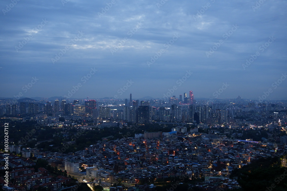 Fototapeta premium view of the city