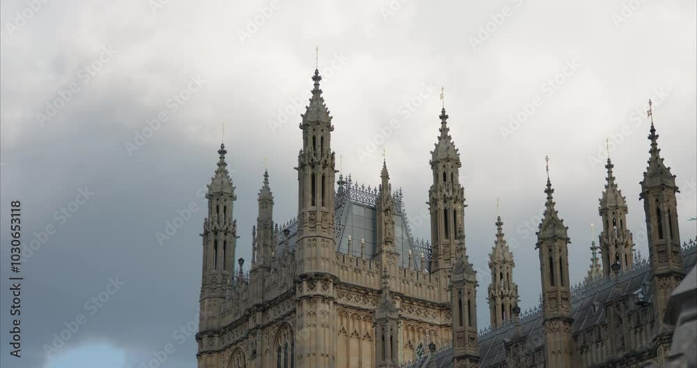 Beautiful Gothic Details Displayed on The Parliament Palace in London, UK Beautiful Gothic Details Displayed on The Parliament Palace in London, UK