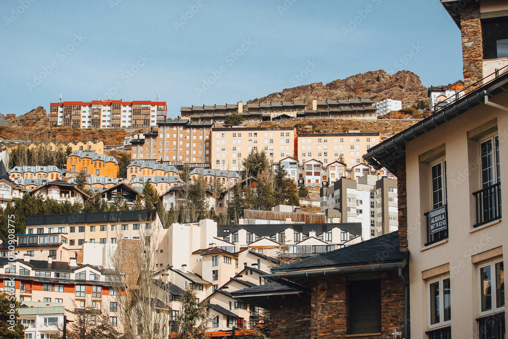 Obraz premium pueblo rural de montaña