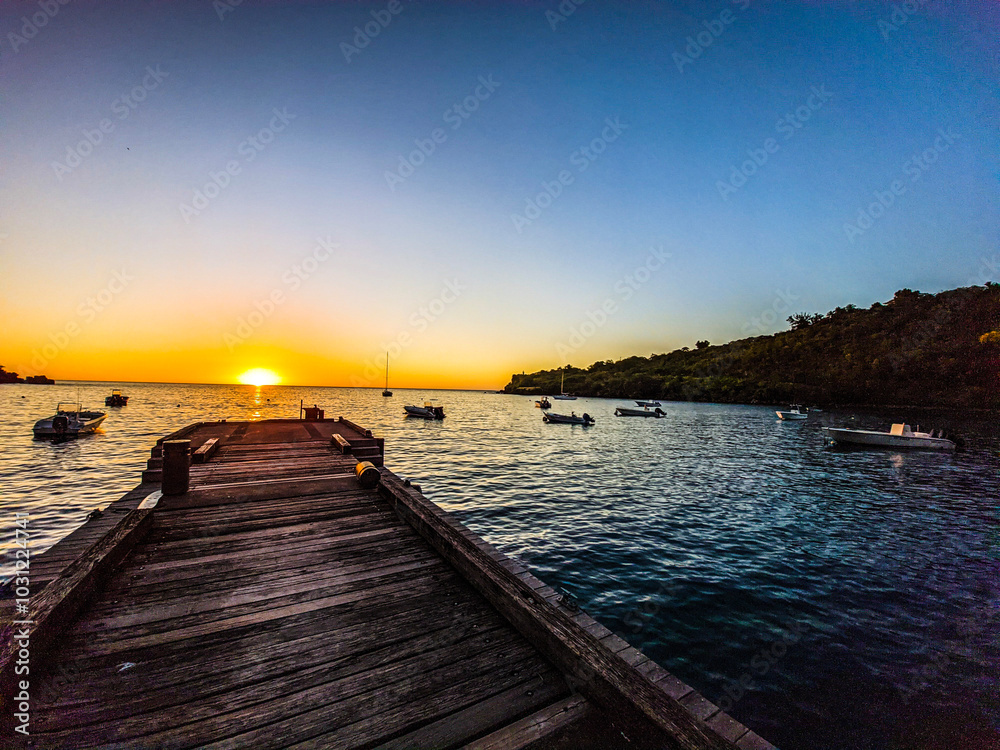 Fototapeta premium sunset on the pier