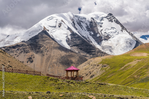 A red alcove on the pass around the tallest mountains in the world, Himalayan landscape