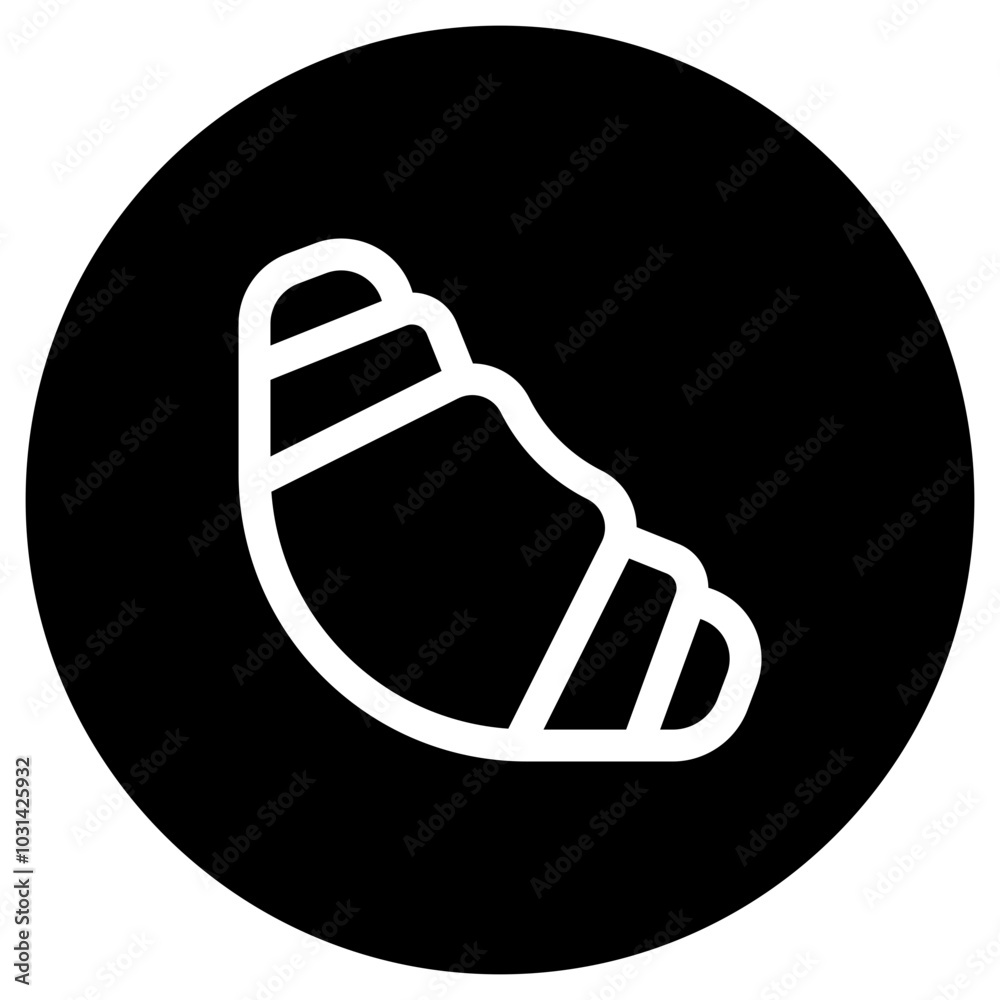 Editable croissant vector icon. Bakery, coffee shop, restaurant, drink, beverages. Part of a big icon set family. Perfect for web and app interfaces, presentations, infographics, etc Editable croissant vector icon. Bakery, coffee shop, restaurant, drink, beverages. Part of a big icon set family. Perfect for web and app interfaces, presentations, infographics, etc