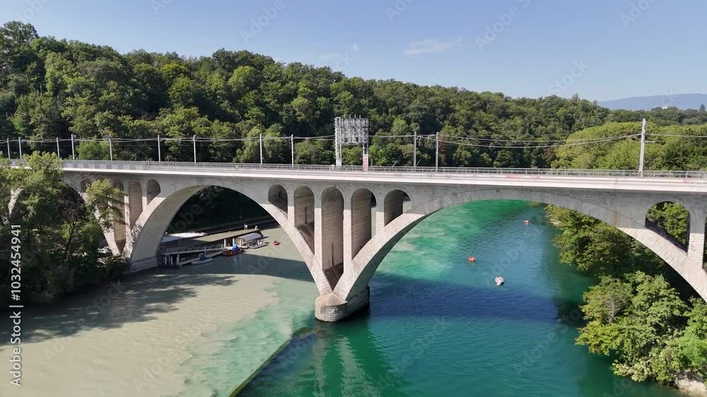 Viaduc de la Jonction (Viaduct of the Junction) in Geneva, Switzerland Viaduc de la Jonction (Viaduct of the Junction) in Geneva, Switzerland