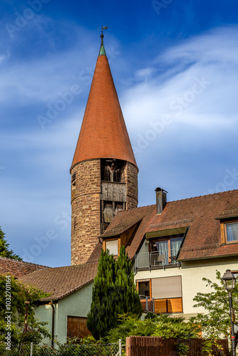 Der Turm einer Stadtmauser
