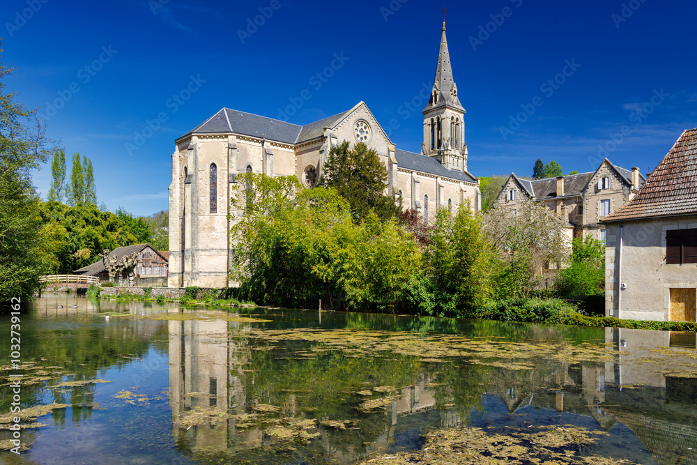 Fototapeta premium Church of Saint-Sulpice in Le Burge