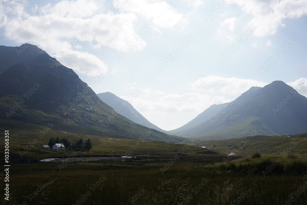 Fototapeta premium farm mountain and sky