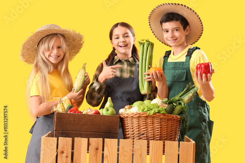 Little farmers at counter w...