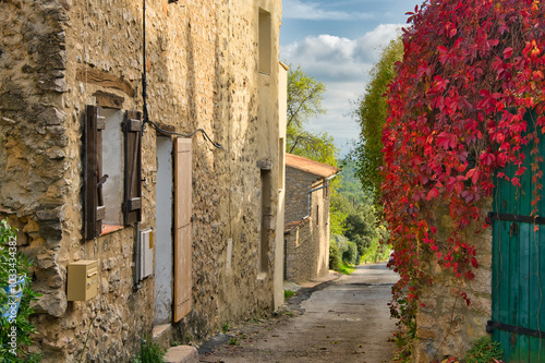 Dörfchen Fox-Amphoux in der Provence Verte in Frankreich photo