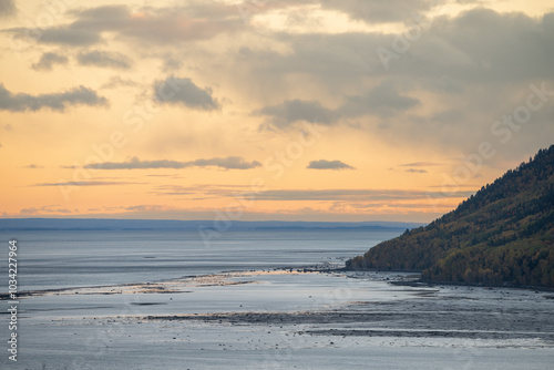 Le fleuve Saint-Laurent au Quebec Canada