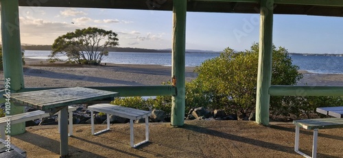 Εκτύπωση καμβά view of the beach from park