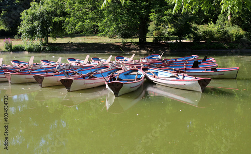 Paris - Bois de Vincennes - Lac de Daumesnil photo