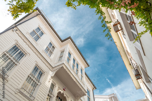 Historical streets of Arnav...