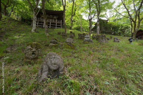 愛宕念仏寺　羅漢像と地蔵堂　京都市右京区嵯峨 photo