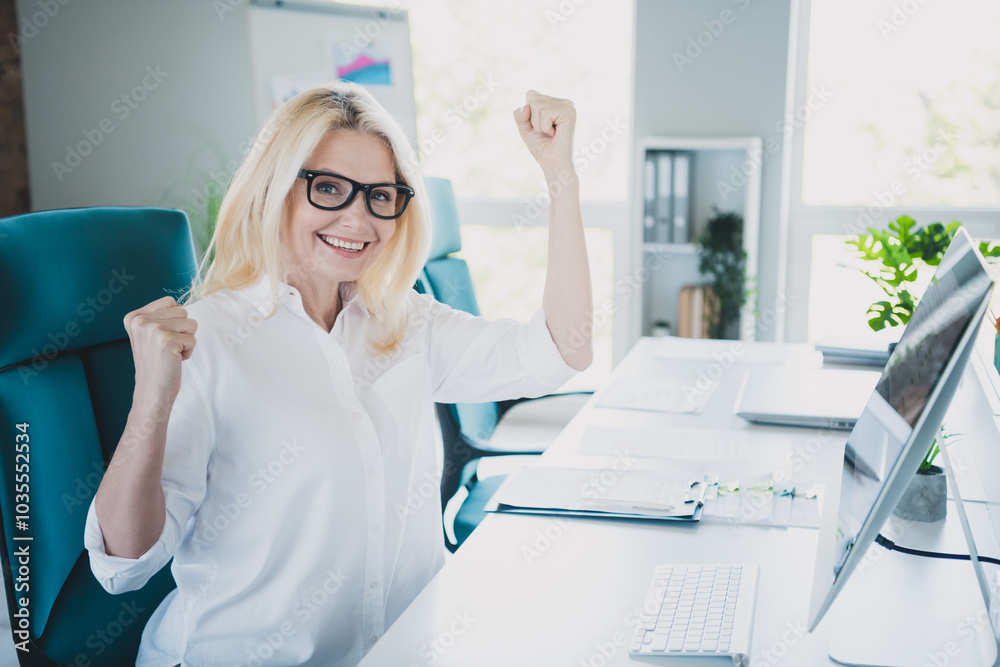 Photo of successful hr specialist recruiter blonde lady wearing formal white shirt happy raised fists up celebrating finally found applicant Photo of successful hr specialist recruiter blonde lady wearing formal white shirt happy raised fists up celebrating finally found applicant