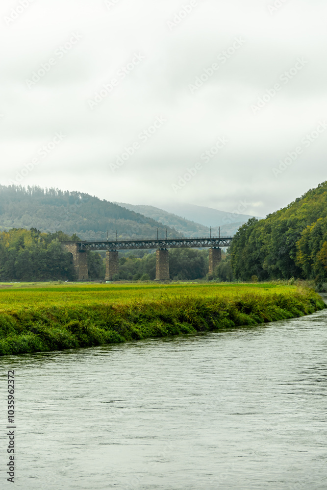 Unterwegs an der Landesgrenze zwischen Hessen und Thüringen im wunderschönen Eichsfeld zur Burg Hanstein bei Bornhagen - Thüringen - Deutschland Unterwegs an der Landesgrenze zwischen Hessen und Thüringen im wunderschönen Eichsfeld zur Burg Hanstein bei Bornhagen - Thüringen - Deutschland