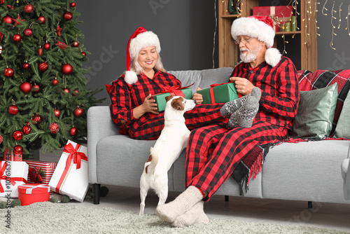 Happy mature couple with Ch...