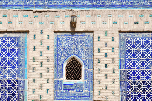 Tash Khauli Palace. Window. Khiva, Uzbekistan photo