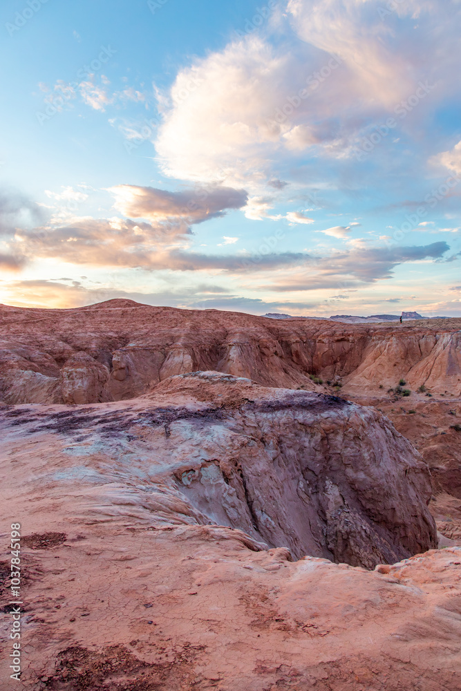 Stunning Utah Desert Landscape With Expansive Sky Stunning Utah Desert Landscape With Expansive Sky