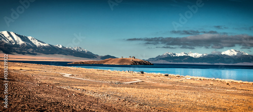 Photos A Panorama view of the Sayram Lake (Salimu Hu) in the autumn in Xinjiang, China