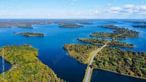 Fotografía Bird eye view of St. Laurent River at Long Sault Parkway