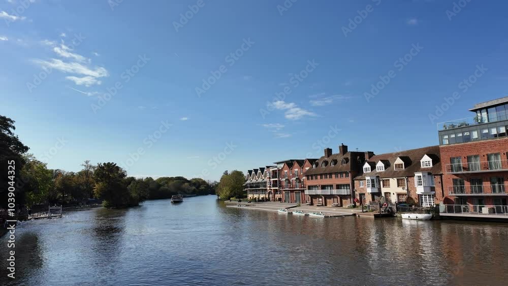 Windsor Berkshire England. Video. 17.10.2024. View of the River Thames and Thameside housing development which faces Windsor. Windsor Berkshire England. Video. 17.10.2024. View of the River Thames and Thameside housing development which faces Windsor.