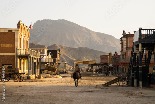 Foto Vaquero en Mini Hollywood Oasys Almería, Desierto de Tabernas, Andalucía