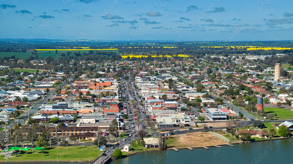 Naklejka premium Yarrawonga town centre and local architecture in an expansive aerial view