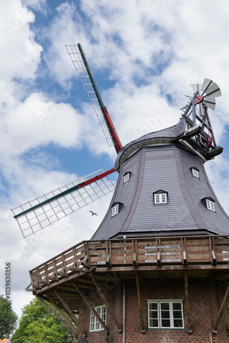 Historische Windmühle, Wyk, Föhr, Nordsee-Insel, Nordfriesland, Schleswig-Holstein, Deutschland, Europa photo