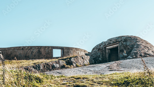 Obraz na płótnie Old Military Structure of Folehavna Fort by the Sea in Sandefjord, Norway w salonie