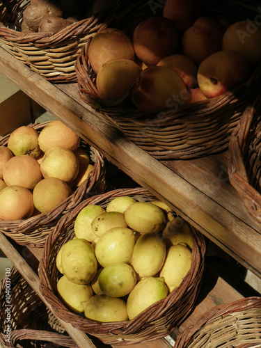 Market Fruit