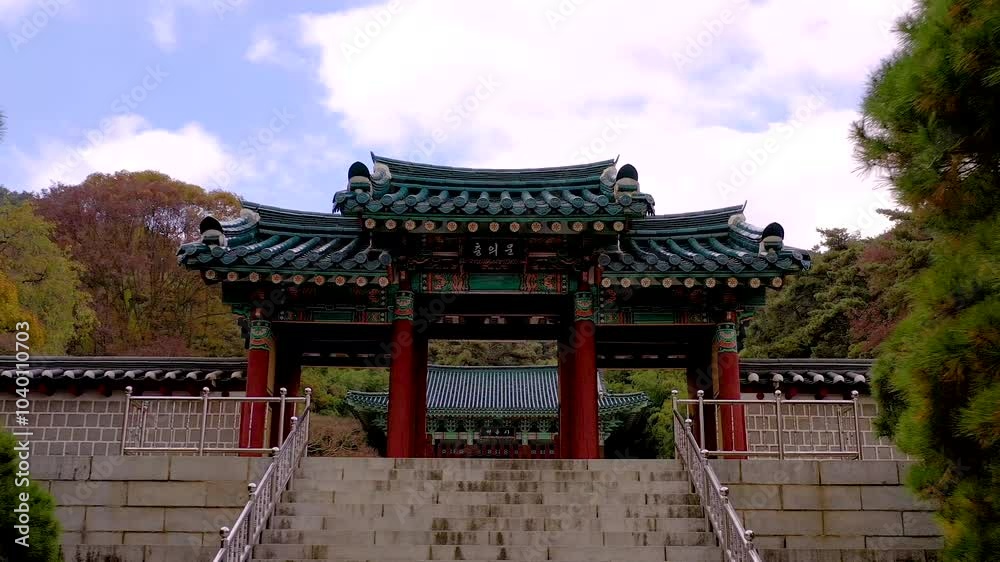 ASAN, SOUTH KOREA - OCTOBER 17, 2024: Historic entrance of traditional Korean architecture in Asan showcasing vibrant colors and intricate details ASAN, SOUTH KOREA - OCTOBER 17, 2024: Historic entrance of traditional Korean architecture in Asan showcasing vibrant colors and intricate details