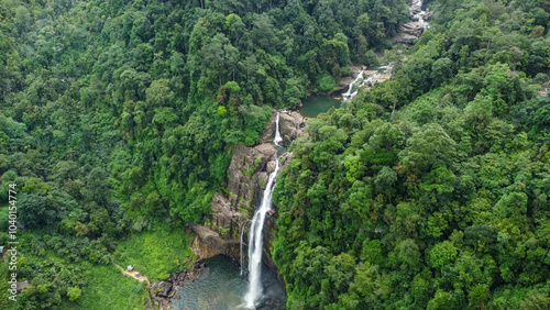 Aberdeen Falls is a picturesque 98 m high waterfall on the Kehelgamu River near Ginigathena, in the Nuwara Eliya District of Sri Lanka.