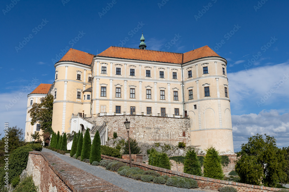 Mikulov - Pałac Mikulov - Pałac