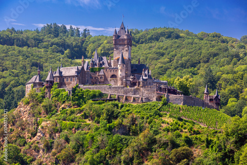 Obraz na płótnie Picturesque view of Cochem and Reichsburg castle on the Mosel river, Germany w salonie