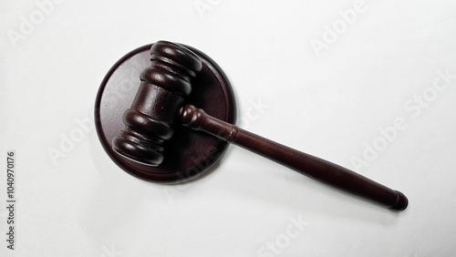 Tableau sur toile A judge strikes a baton when a judge pronounces a decision in a courtroom