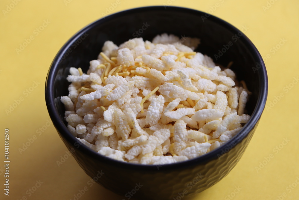 Puffed rice mixture, namkeen diet chiwda, Indian snack Puffed rice mixture, namkeen diet chiwda, Indian snack